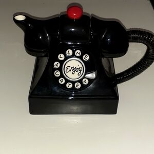 1995 Pelzman Designs Collectors Tea Pot with lid Decor